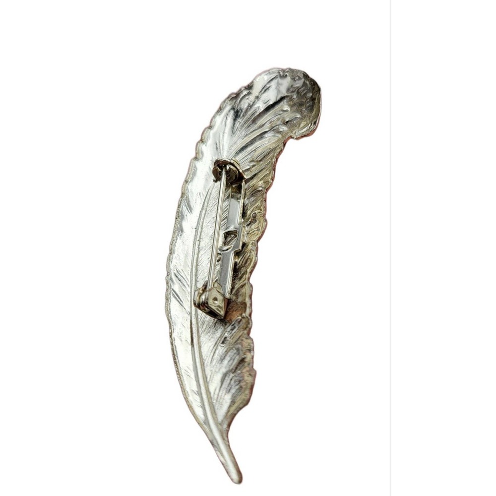 Silver Tone Repousse Feather Plume Fashion Brooch Scarf Lapel Pin 2.59 Inch - Picture 3 of 3